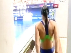 Sexy divers in swimsuits have great asses