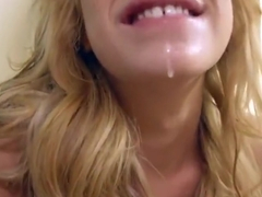 French girlfriend loves long fuck and blowjob