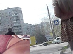 Astounding bimbo upskirted right on the street
