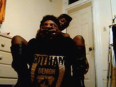 Came l Clutch In Long Boots