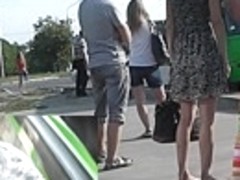 Short petticoat uncovering dark belt view