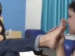 feet licking