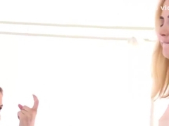 Lesbo doll goes from dildo to deep fisting