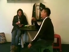 se la cojio a wuevo pobre morra