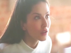 2018 sunny Leone romantic sex scene