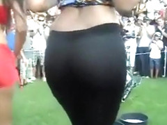 Sexy bike models with asses in tight spandex
