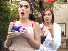 Anna Bell Peaks & Ashly Anderson in Breaking In My New Girlfriend - BrazzersNetwork