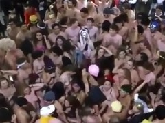 Students run naked in the university library
