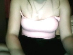 Horny girl loves it when strangers watch her masturbate online !!!